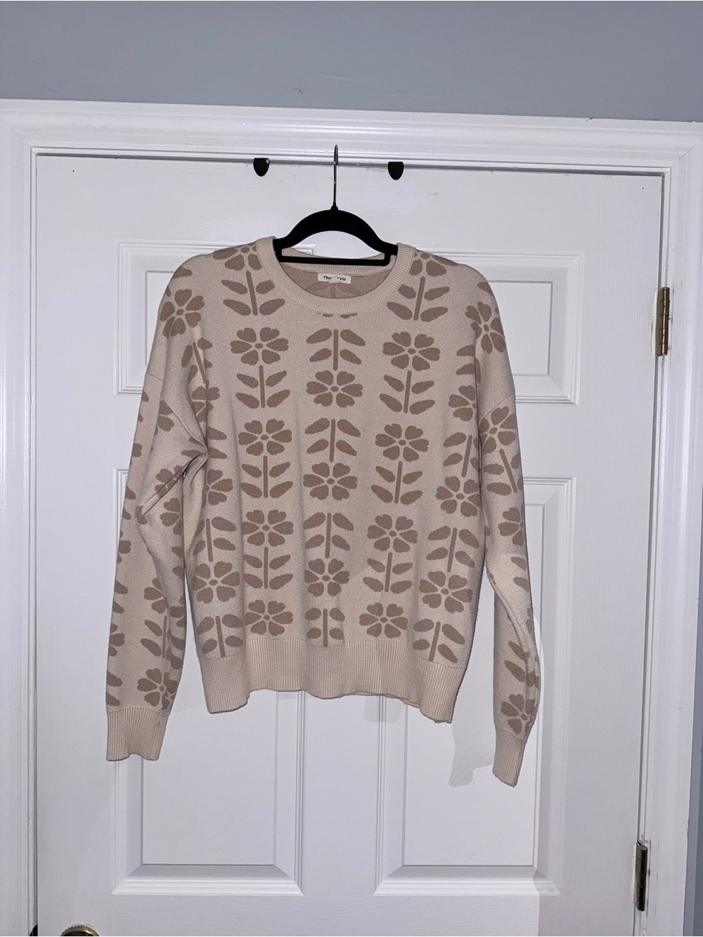 tea n rose Beige Floral Crewneck Sweater